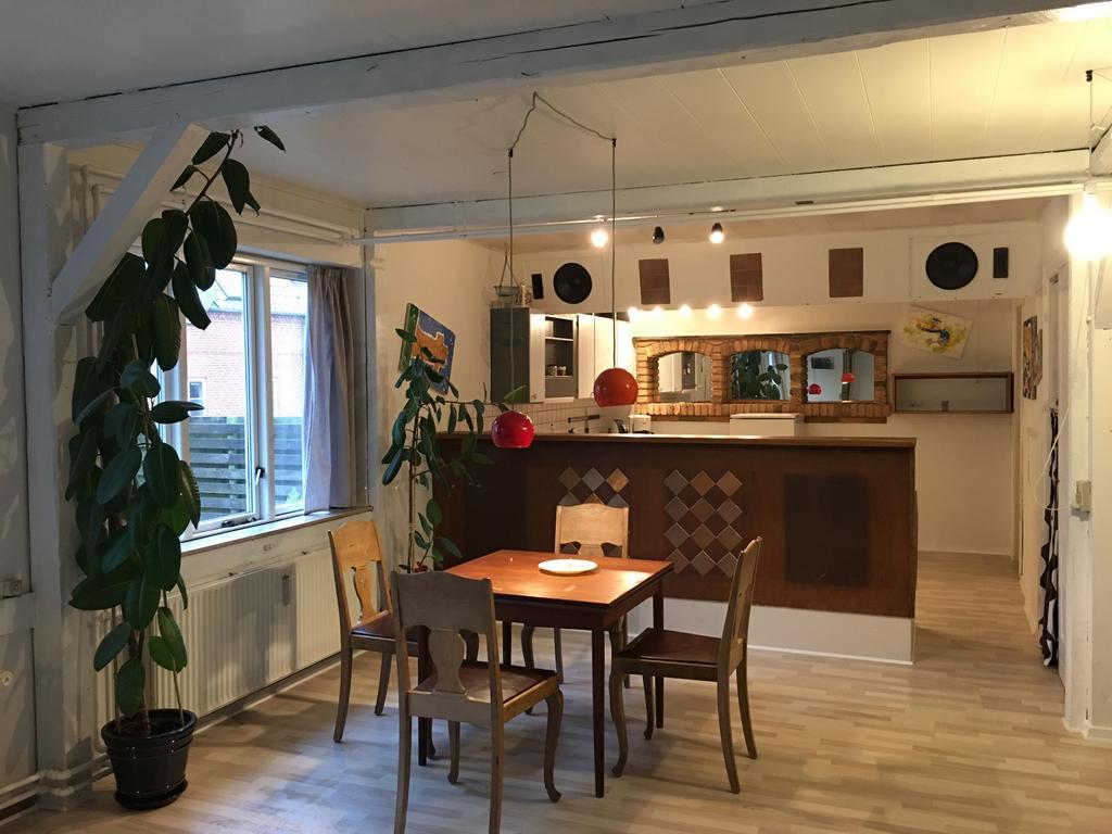 Studio Apartment In Hojer Luaran gambar