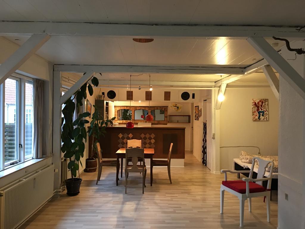Studio Apartment In Hojer Luaran gambar